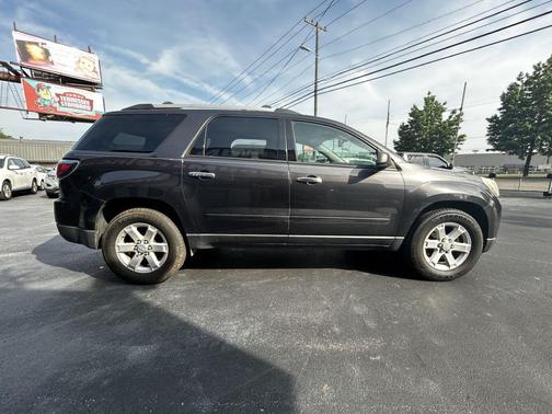 2015 GMC Acadia SLE-2