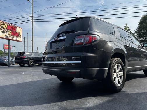 2015 GMC Acadia SLE-2