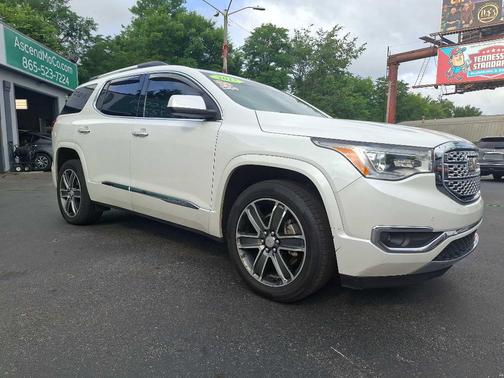 White Frost Tricoat 2017 GMC Acadia Denali