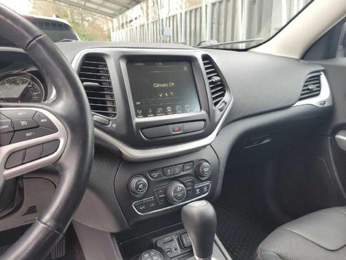 2017 Jeep Cherokee Trailhawk