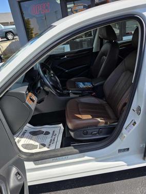 2020 Volkswagen Passat 2.0T SE