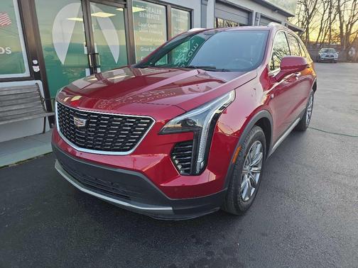 2019 Cadillac XT4 Premium Luxury