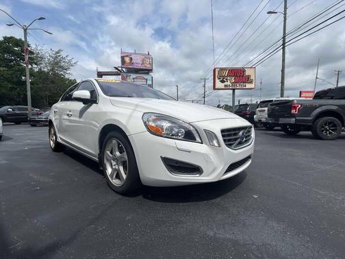 2013 Volvo S60 T5