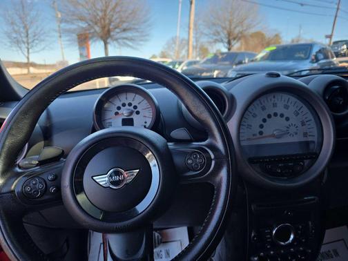 2012 MINI Cooper S Countryman Base