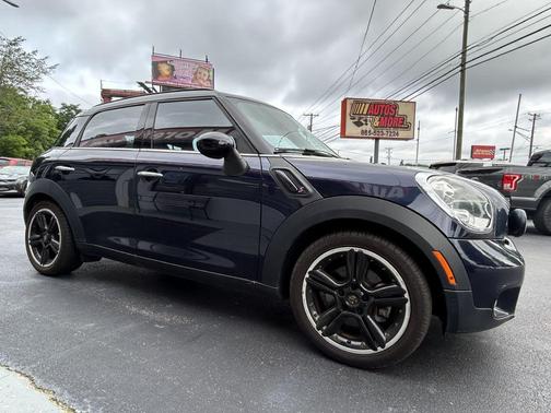 2011 MINI Cooper S Countryman Base