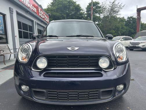 2011 MINI Cooper S Countryman Base