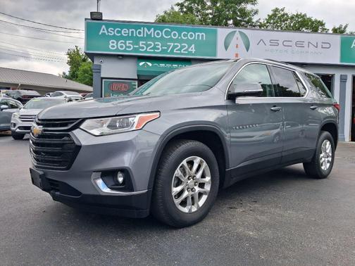 GRAY 2020 Chevrolet Traverse LT Cloth