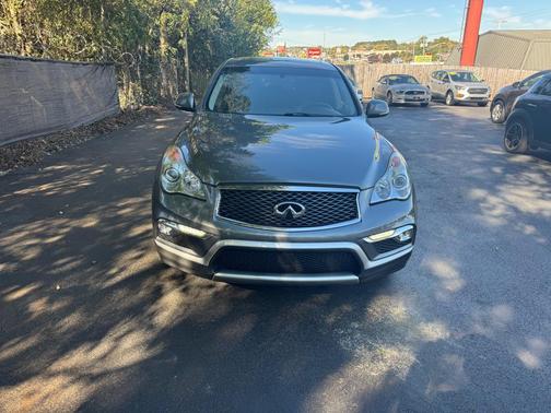 2017 INFINITI QX50 Base