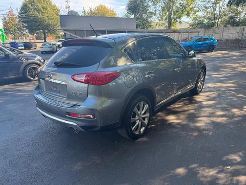 2017 INFINITI QX50 Base
