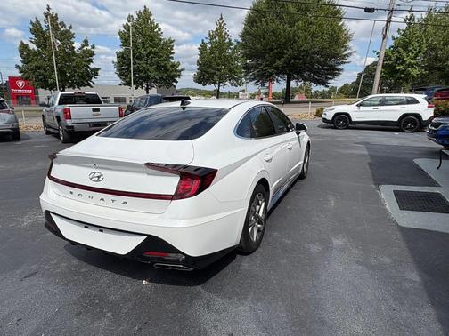 2021 Hyundai SONATA SEL
