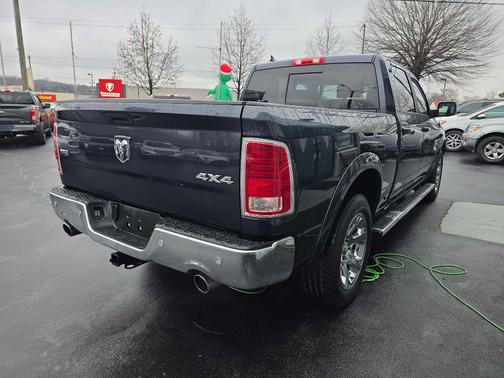 2016 RAM 1500 Laramie