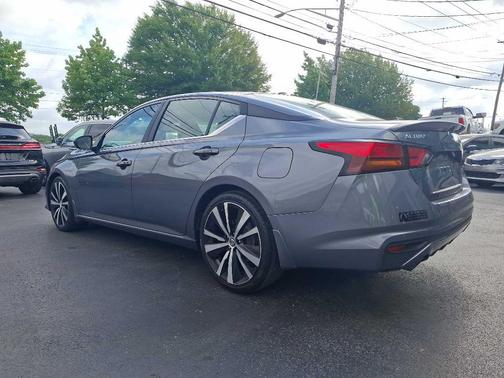 Gun Metallic 2020 Nissan Altima SR FWD