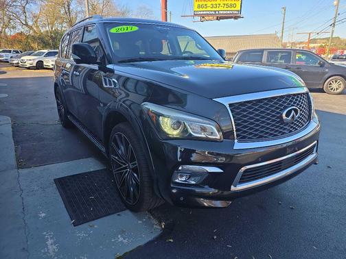 2017 INFINITI QX80 Base