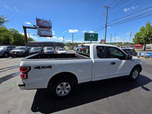 Oxford White 2018 Ford F-150 XL