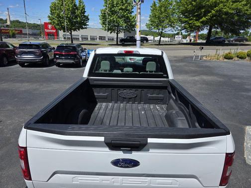 Oxford White 2018 Ford F-150 XL