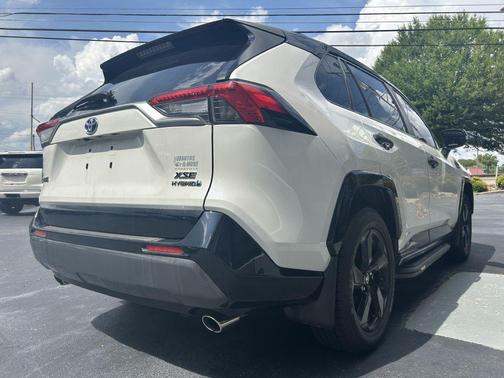 2019 Toyota RAV4 Hybrid SE