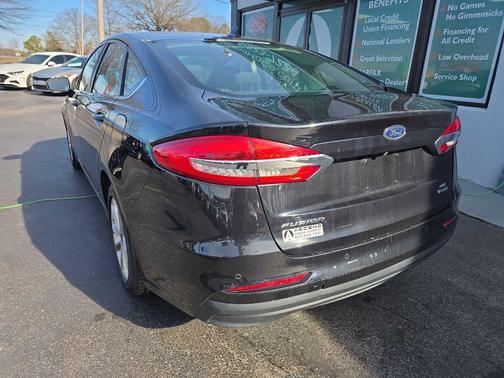 2020 Ford Fusion Hybrid SE