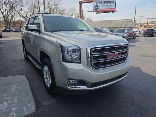 2017 GMC Yukon SLT