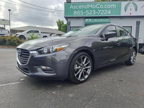 Machine Gray Metallic 2018 Mazda Mazda3 Touring