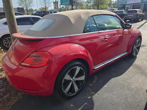 2013 Volkswagen Beetle 2.0T