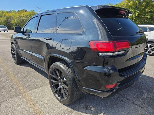 2018 Jeep Grand Cherokee Laredo E