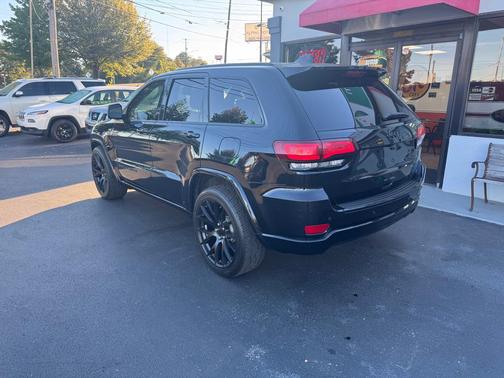 2018 Jeep Grand Cherokee Laredo E