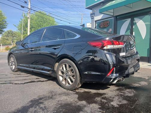 Phantom Black 2019 Hyundai SONATA Limited 2.0T