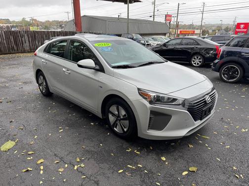 2019 Hyundai IONIQ Hybrid Blue