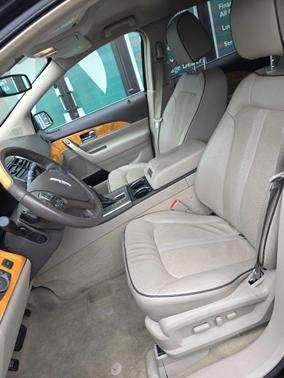 2014 Lincoln MKX Base