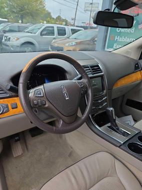 2014 Lincoln MKX Base