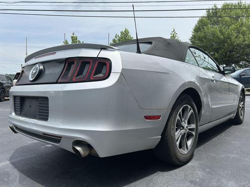 2014 Ford Mustang V6 Premium
