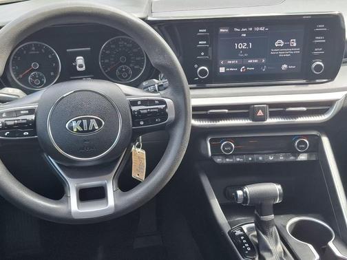 Ebony Black 2021 Kia K5 LX