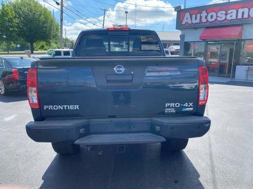 2017 Nissan Frontier PRO-4X