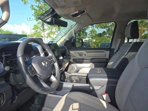 2022 RAM 1500 Limited Crew Cab 4x2 57' Box
