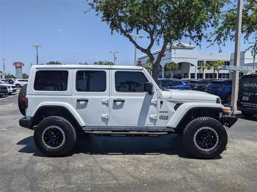 2018 Jeep Wrangler Unlimited Sahara 4x4
