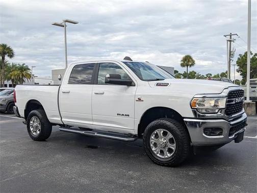2022 RAM 2500 Big Horn Crew Cab 4x4 64' Box