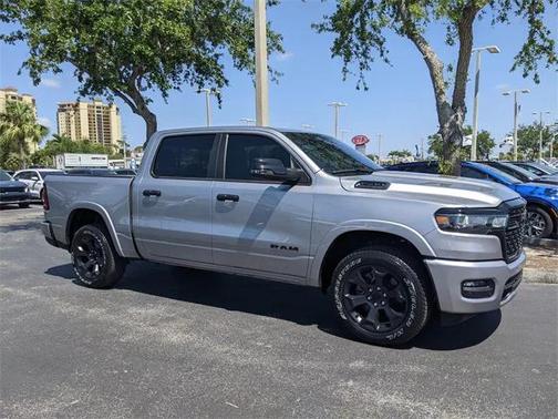 2025 RAM 1500 Big Horn Crew Cab 4x4 57' Box
