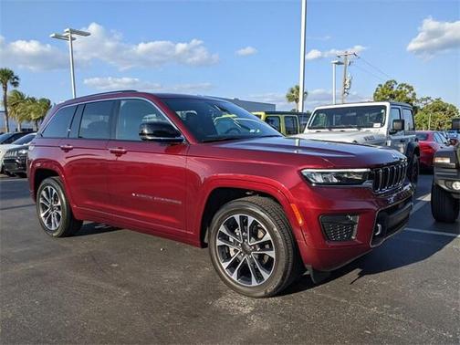 2023 Jeep Grand Cherokee Overland 4x4