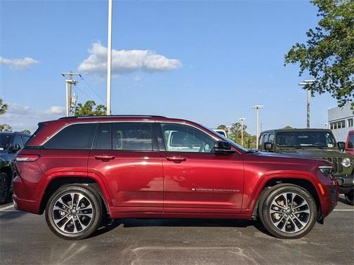 2023 Jeep Grand Cherokee Overland 4x4