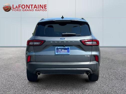 CARBONIZED GRAY METALLIC 2025 Ford Escape ST-LINE