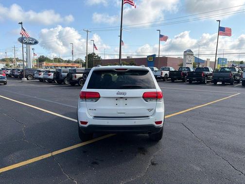 Bright White Clearcoat 2018 Jeep Grand Cherokee Limited