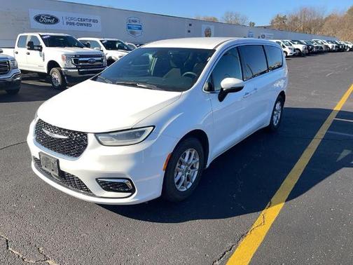 2023 Chrysler Pacifica TOURING