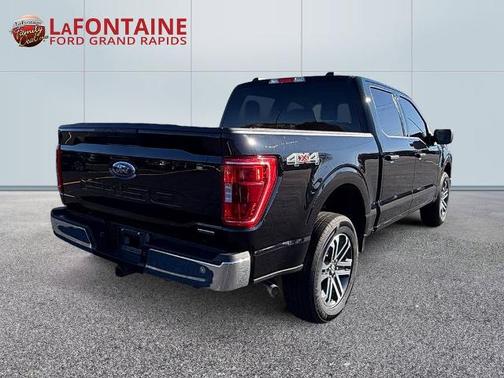 AGATE BLACK METALLIC 2023 Ford F-150 XLT
