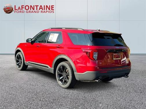 2023 Ford Explorer ST-LINE