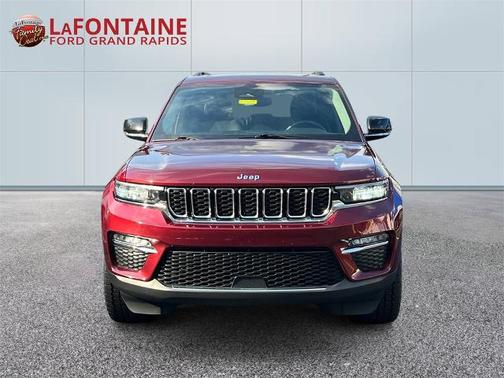2023 Jeep Grand Cherokee BASE