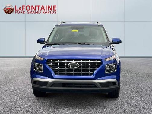 2023 Hyundai VENUE LIMITED