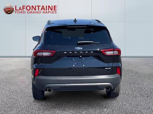 AGATE BLACK METALLIC 2025 Ford Escape ST-LINE