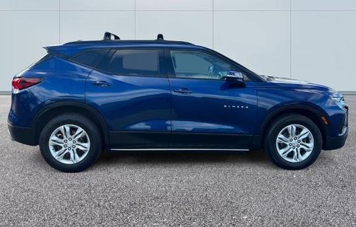 Blue Glow Metallic 2022 Chevrolet Blazer LT W/2LT