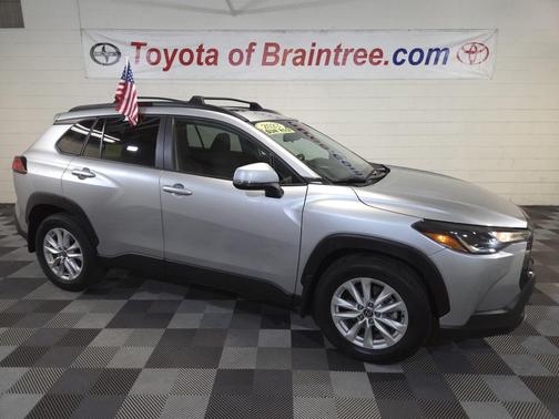 2023 Toyota Corolla Cross LE