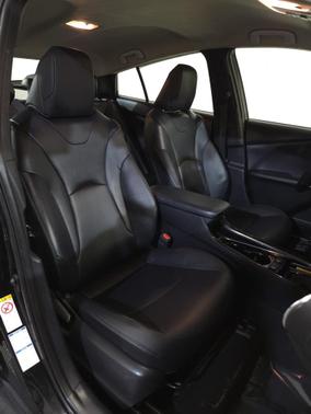 2022 Toyota Prius XLE